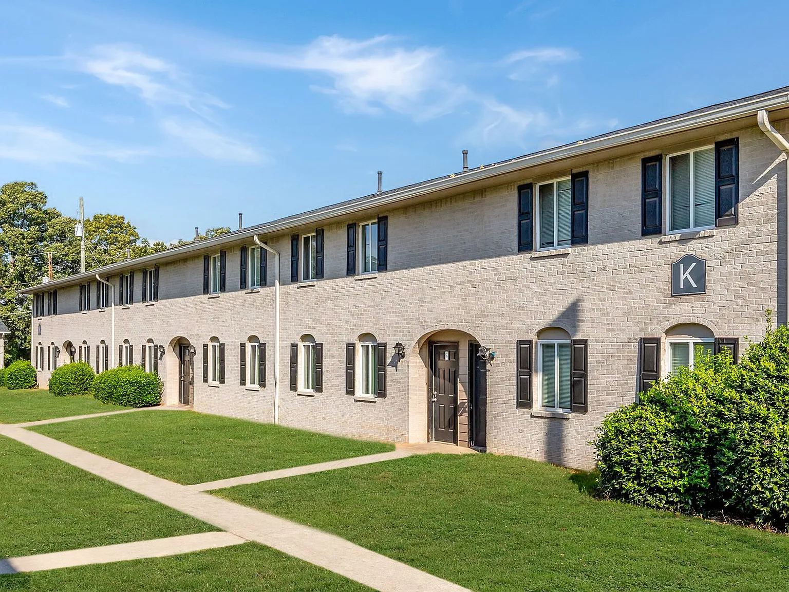 Park Place Townhomes — Photo 2