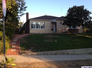 521 N Sunset Canyon Dr, Burbank, CA 91501