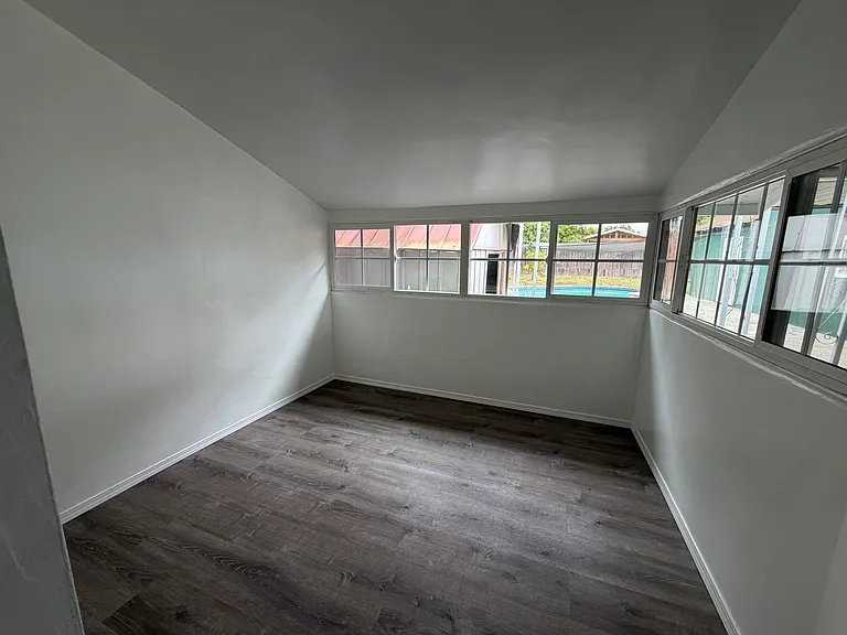 230 Branch St — Photo 18