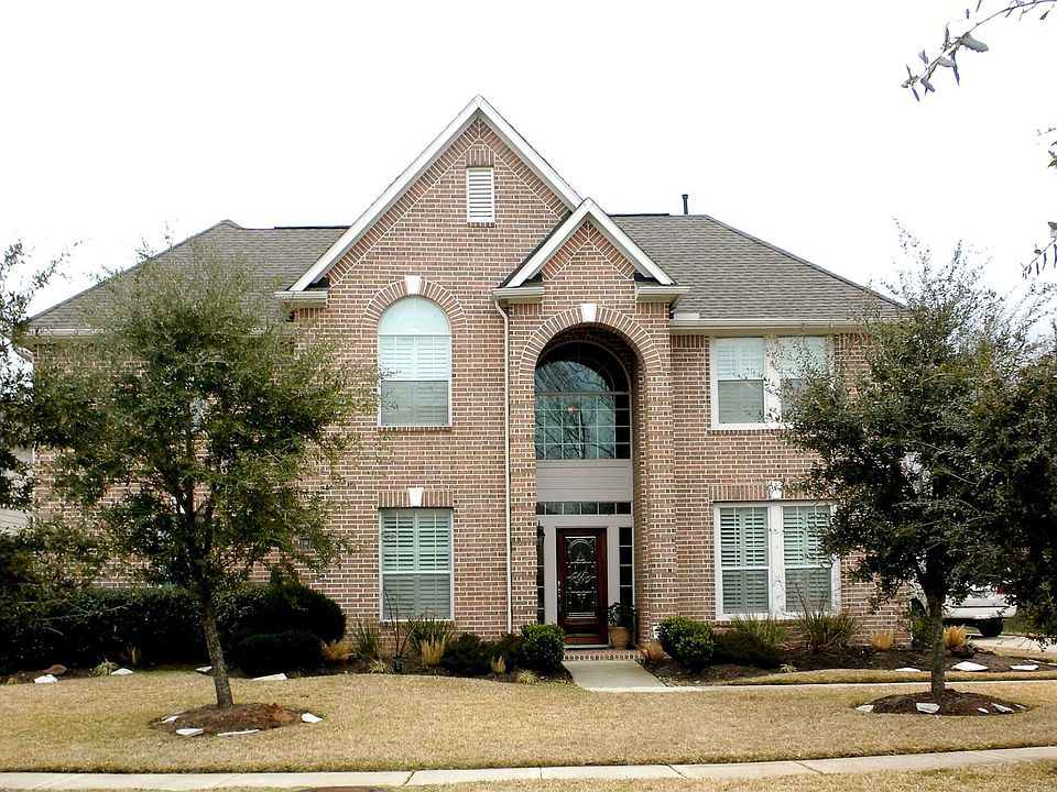 5 Bedroom Plantation Home