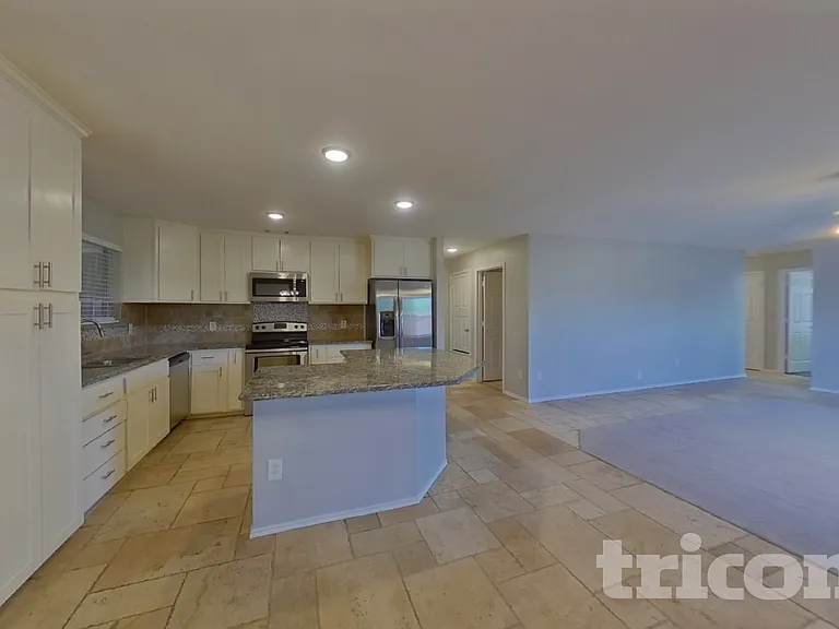 4000 Sapphire Ln — Photo 6