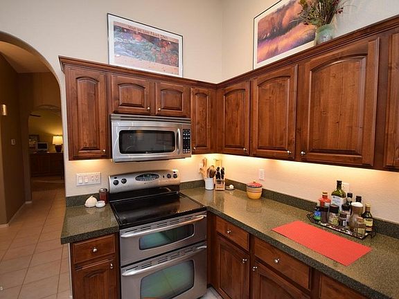 4th image of 10910 E Twilight Dr