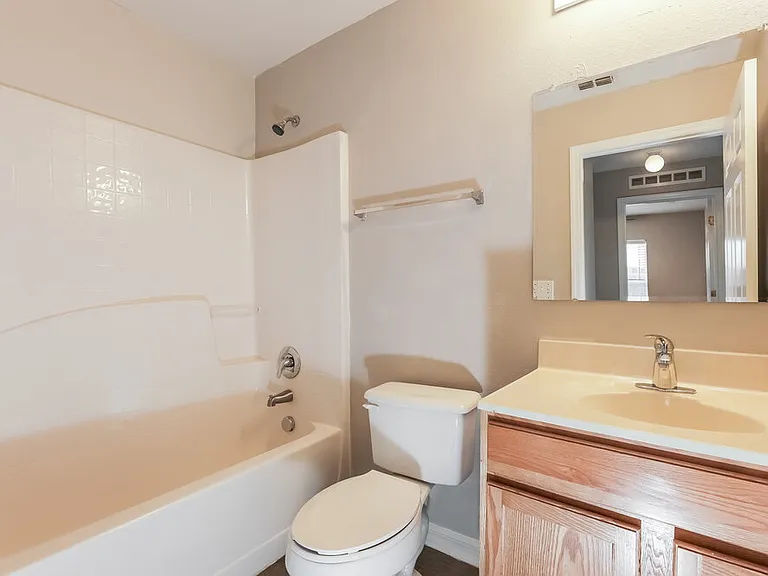 30319 Birdhouse Dr — Photo 15