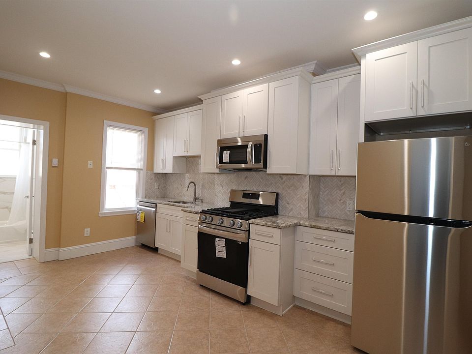 1st image of 348 7th St #6-3R
