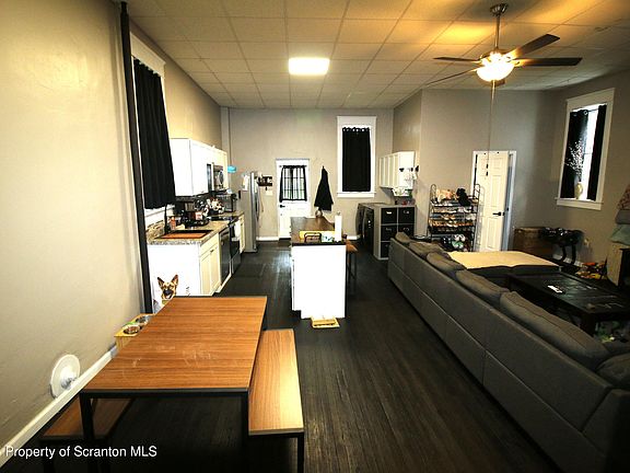 5th image of 28 E Columbus Ave