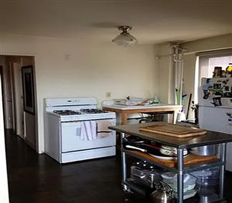 Sold by Douglas Elliman | media 19