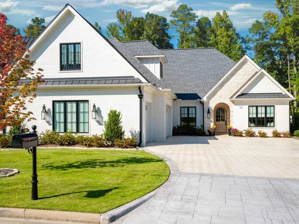 100 Hallen Ct, Little Rock, AR 72223