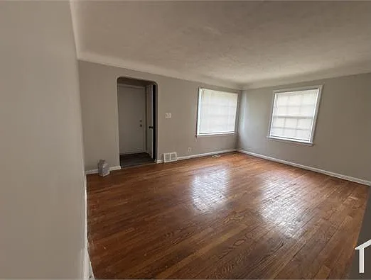 13901 Cranwood Park Blvd — Photo 10
