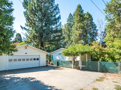 405 Magerle Ln, Rogue river, OR, 97537