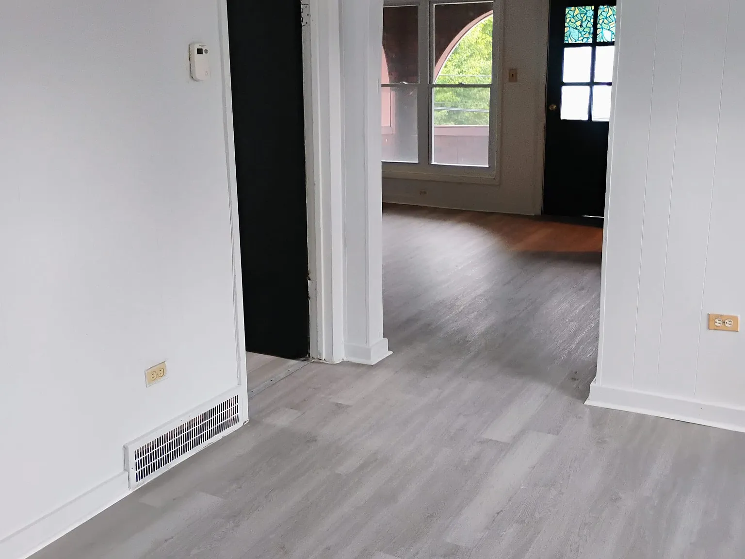 2 bed, 2150 sqft, $1,225 — Photo 2