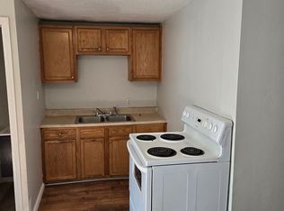 31 Beecher St, Pawtucket, RI 02860