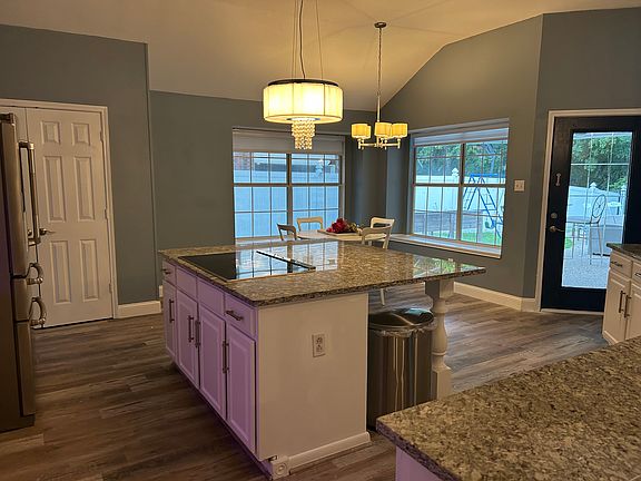 5th image of 2907 Paladium Dr