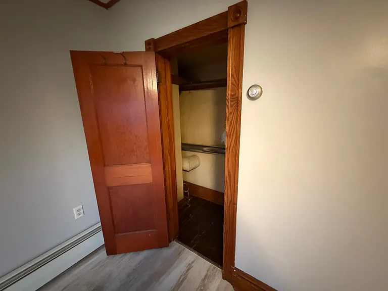 233 Carbon St — Photo 22