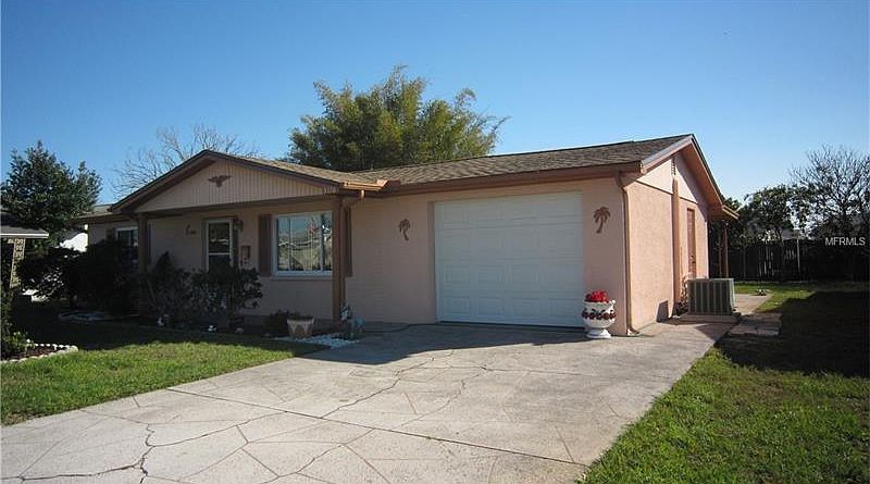 1st image of 3116 Holiday Lake Dr