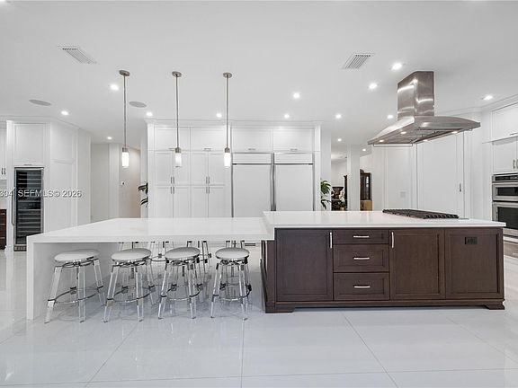 4th image of 12401 SW 45th St