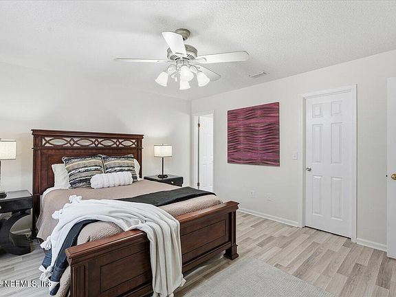 4th image of 4132 STILLWOOD Drive