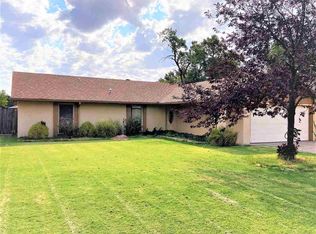 2717 Franklin Dr, Enid, OK 73703