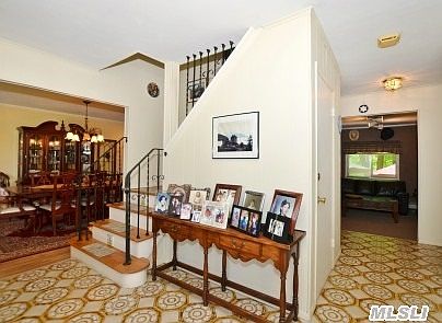 2nd image of 43 Bowman Ln