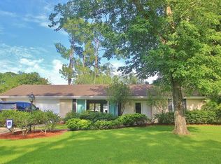 99 Colonial Club Dr, Harahan, LA 70123