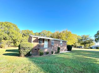 9 Sunrise Dr, Taylors, SC 29687