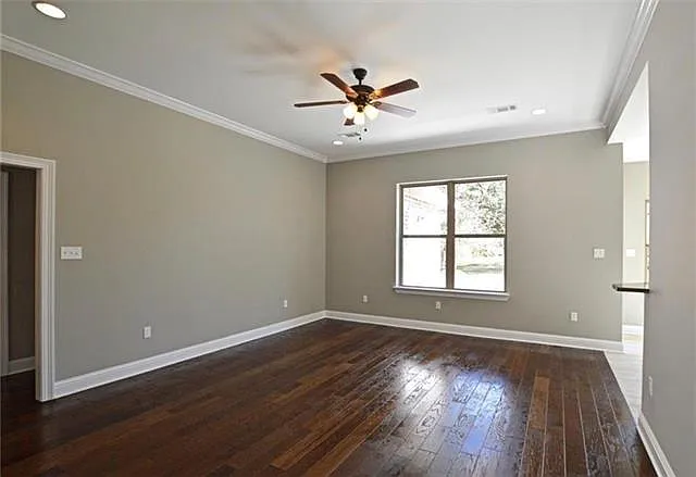 3 bed, 2.0 bath, 1339 sqft, $1,800 — Photo 2