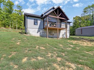 715 Crab Mountain Rd, Jamestown, TN 38556