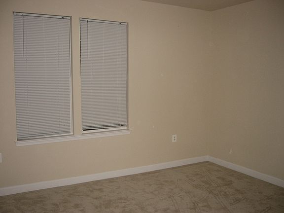 5th image of 42470 Pennyroyal Sq Unit 202