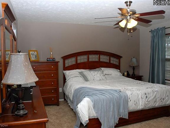 3rd image of 5385 Pebble Creek Ln
