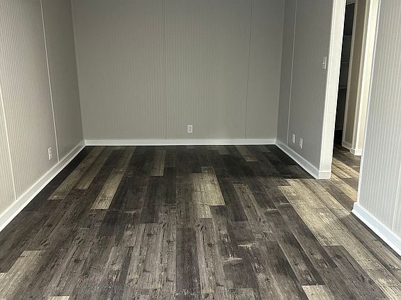 3rd image of 3706 Griffin St APT B