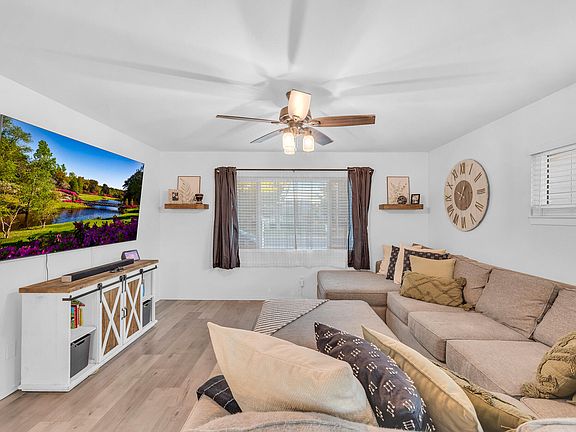 5th image of 809 W Avenue J10