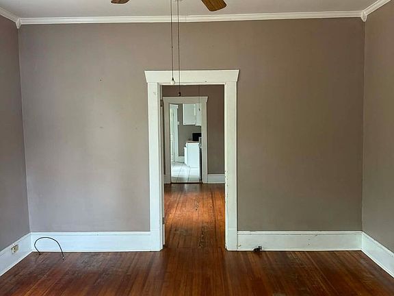 3rd image of 409 Rutherford St
