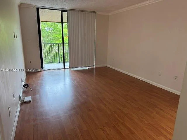 14321 N Kendall Dr #403F — Photo 2