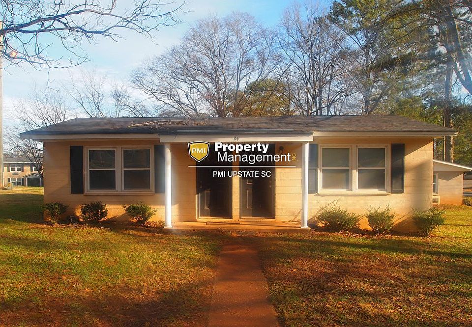 1st image of 201 Chandler Oak Dr
