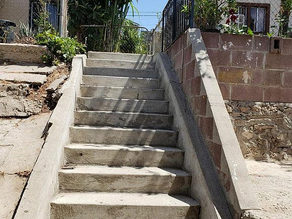 3rd image of 488 S Bonnie Beach Pl