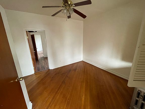 3rd image of 1128 E 98th St #1