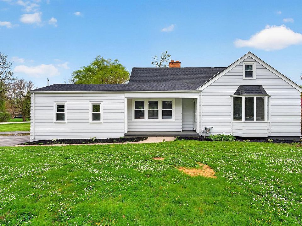1st image of 305 Leanore LANE