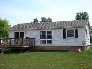 3rd image of 114 Bennington Ln