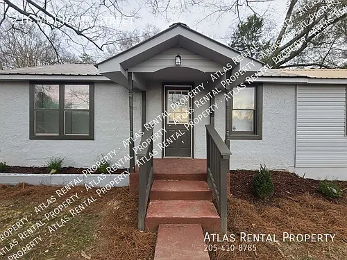 216 Mountain St Photo 1