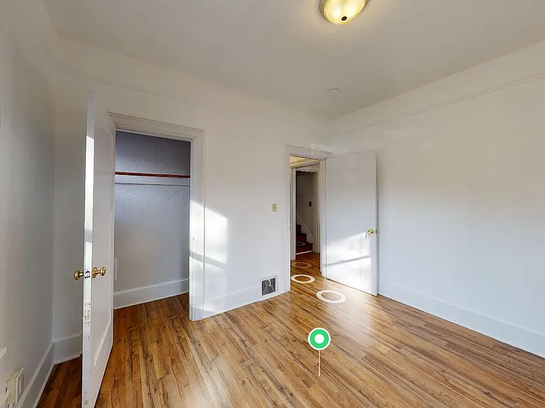 2808 E Spring St — Photo 7