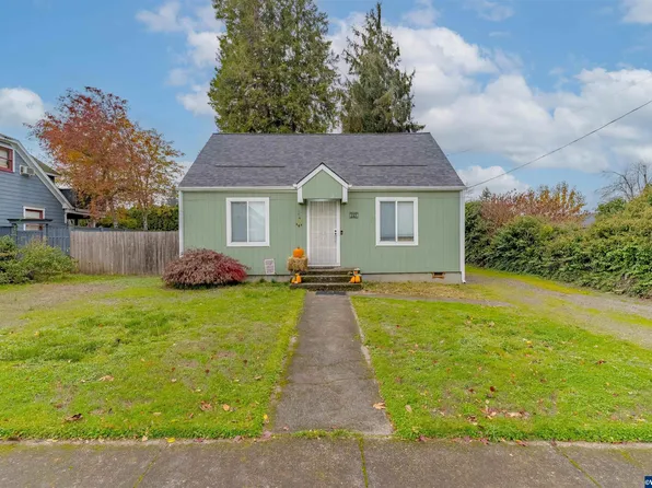 243 N 5th St, Aumsville, OR 97325