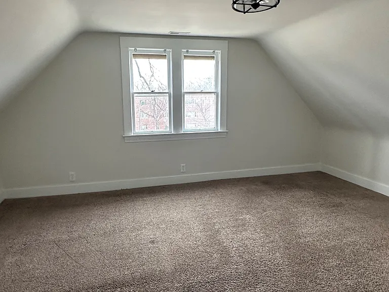 14533 Clifton Blvd #3 — Photo 16