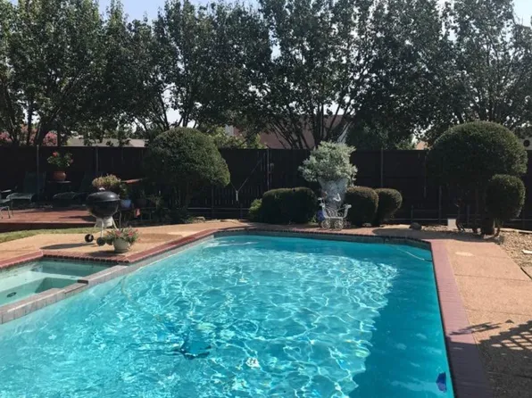 1624 Huntington Dr, Mesquite, TX 75149