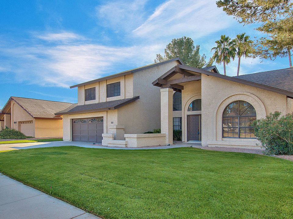 1st image of 1935 E Dawn Dr
