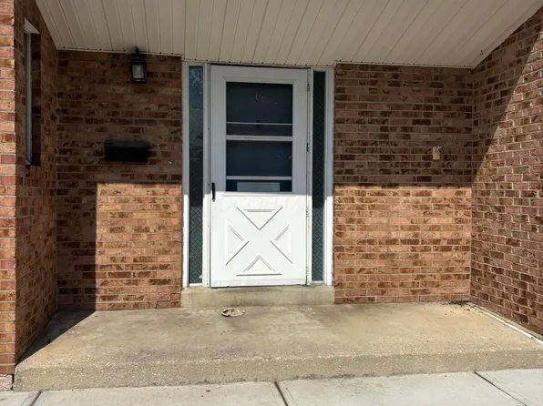 121 W Ticonderoga Dr #2-J, Westerville, OH 43081