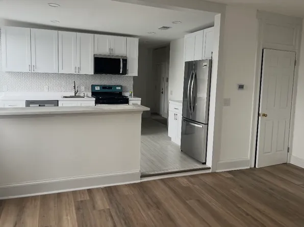 330 Bloomfield Ave #9, Montclair, NJ 07042