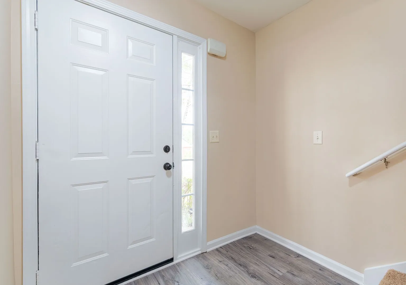 7712 Autry Cir — Photo 2