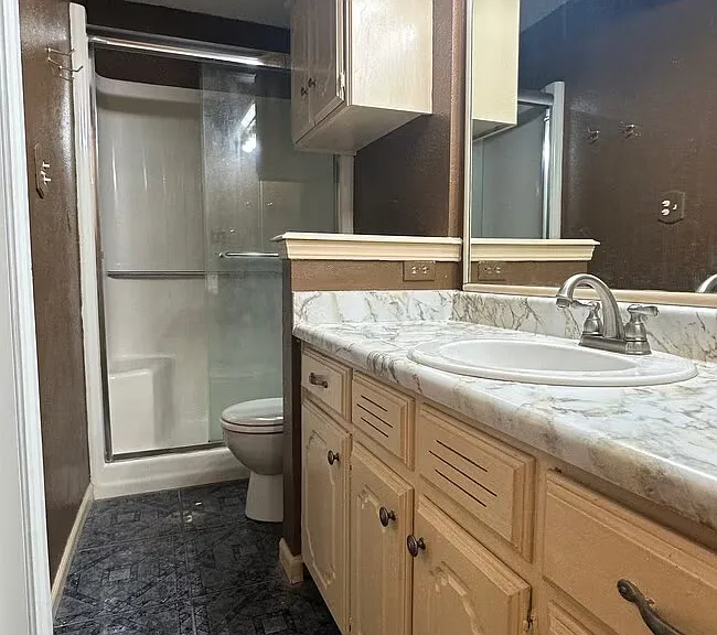2204 Galaxy Dr — Photo 9