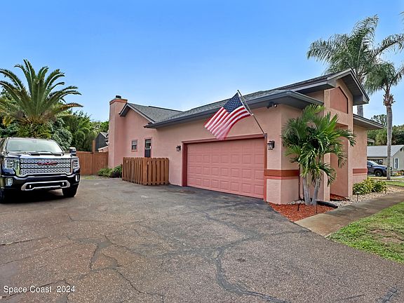 5th image of 4810 Cathedral Way