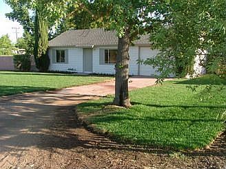 4592 W. Olive Ave.