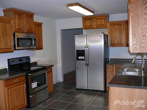 2nd image of 4205 Forsythe Dr
